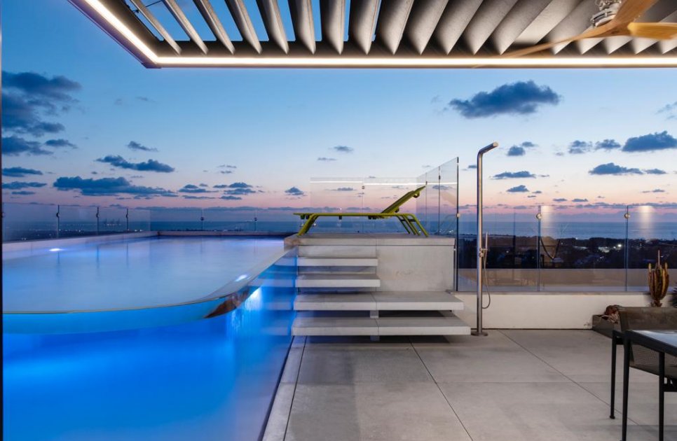 Penthouse Sezz_vila_731_400920_EudFh22.jpg