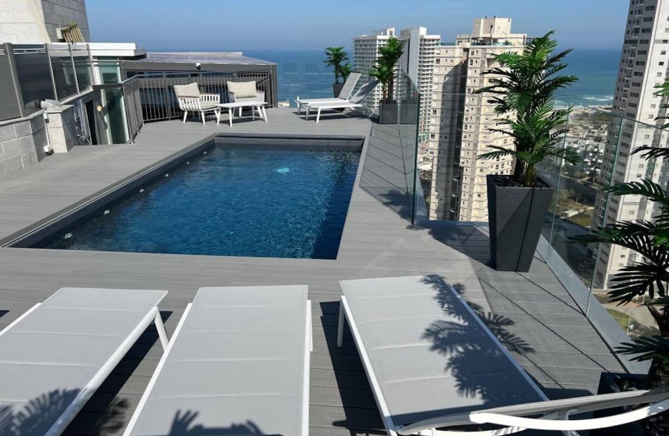 The Royal Penthouse_vila_868_387397_tTSRnF4.jpg