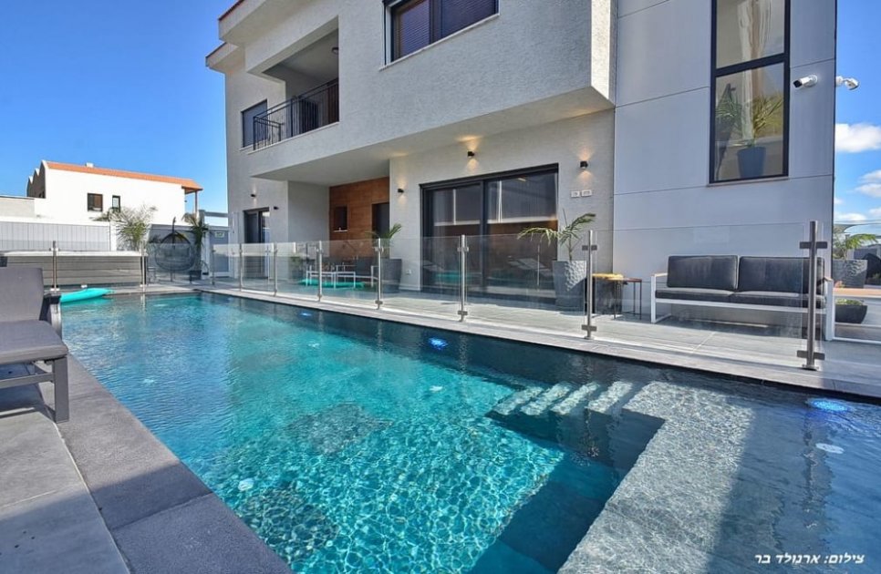 Inon Mansion_vila_898_375741_BsWWeaN.jpg